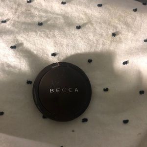 becca highlighter